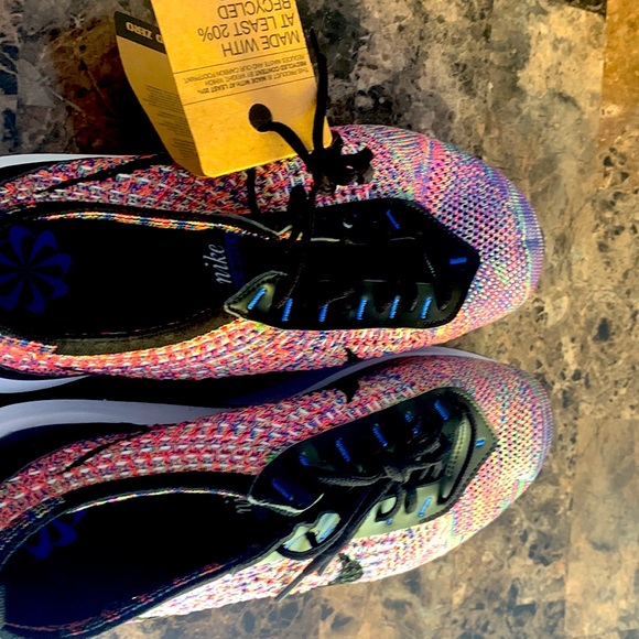 AIR MAX FLYKNIT RACERS - Picture 4 of 4